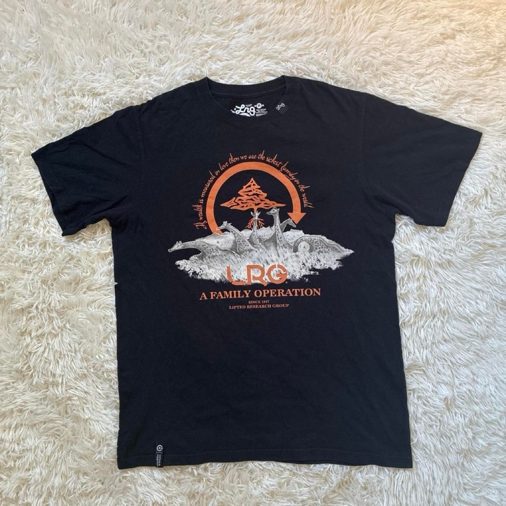 Black LRG 100% cotton t-shirt giraffe graphic Streetwear style  size M